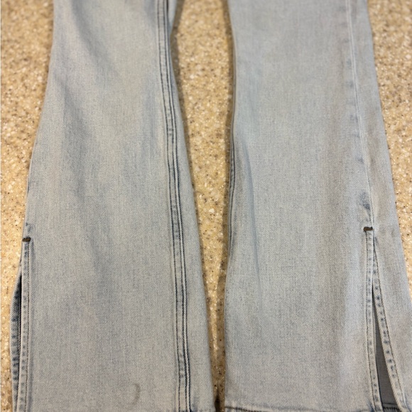 Abercrombie & Fitch Light Blue Women's Straight Leg Jeans - Picture 3 of 6